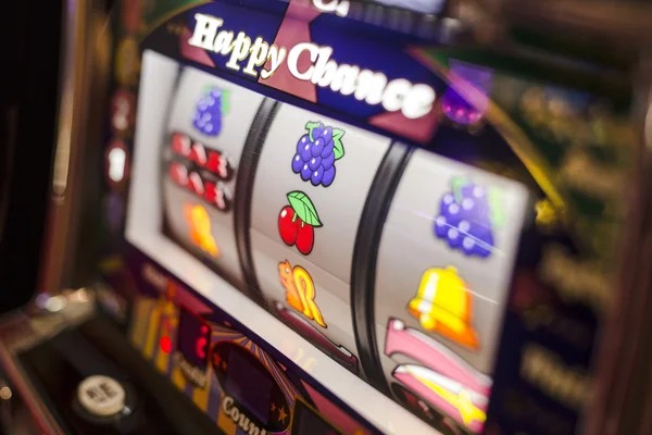 Aviator game interface showing multiplier climb and cash-out button on lampu777 login